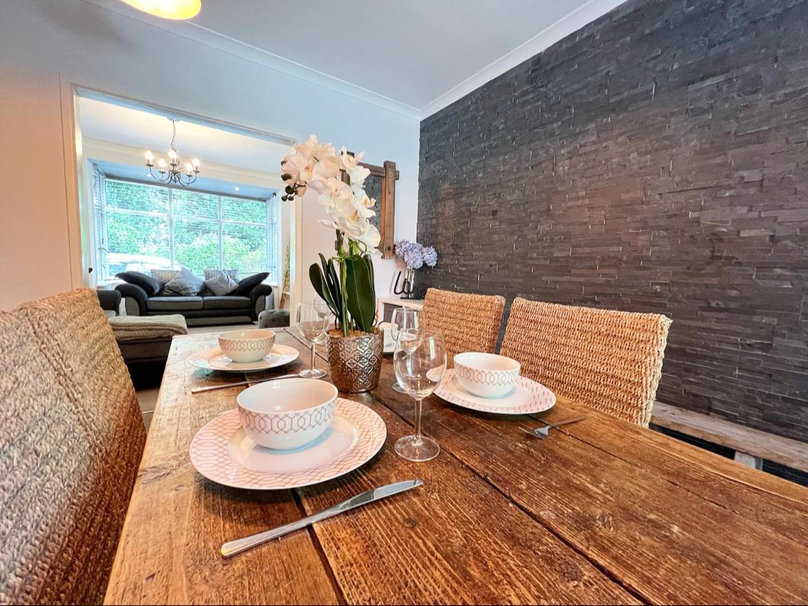 Modern 3 Bed, Heart Of Ashley Cross, 5 Mins To Sandbanks Poole Exterior photo